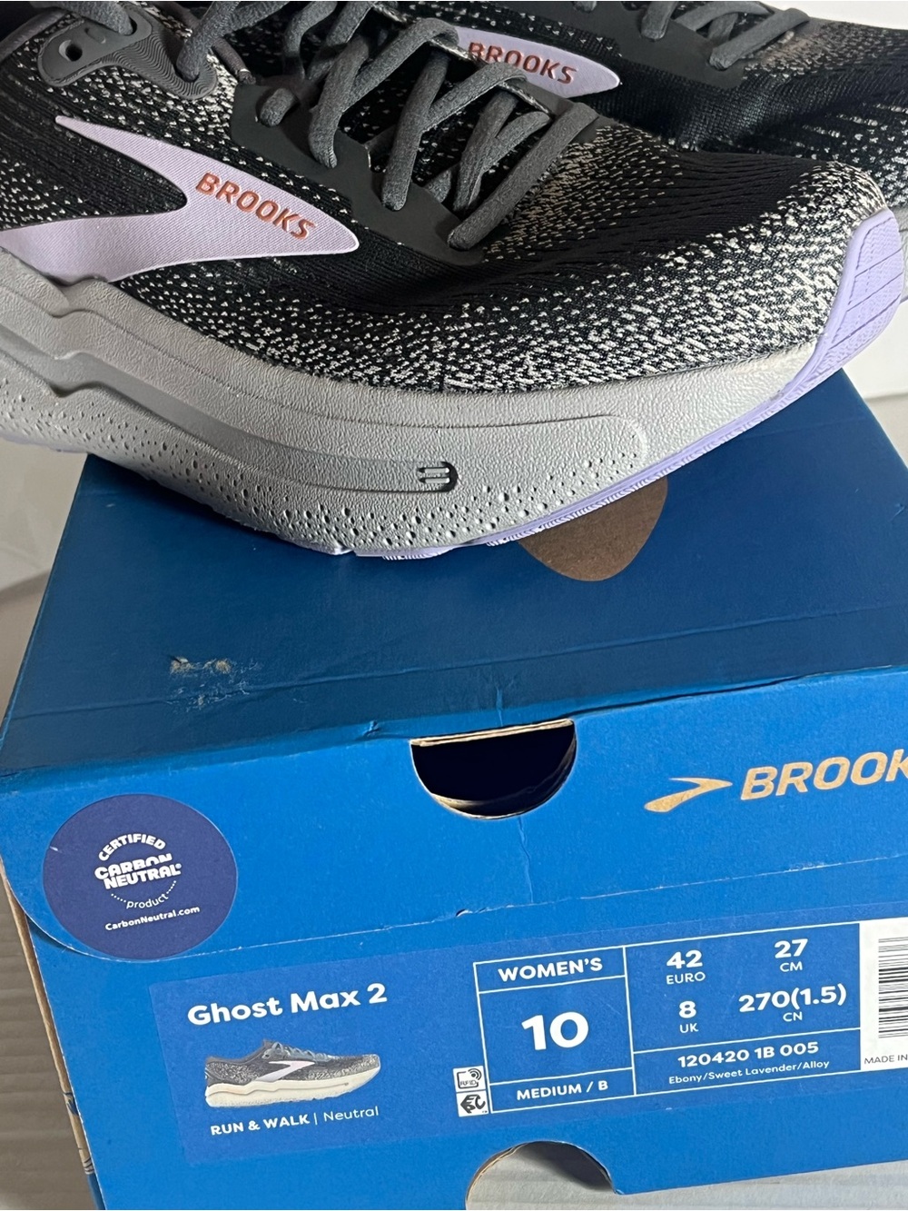 Brooks goes Max 2 woman’s size 10 like new - Picture 16 of 16